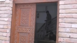 "Мадраса"-и Қорӣ Абдукаримро бастанд