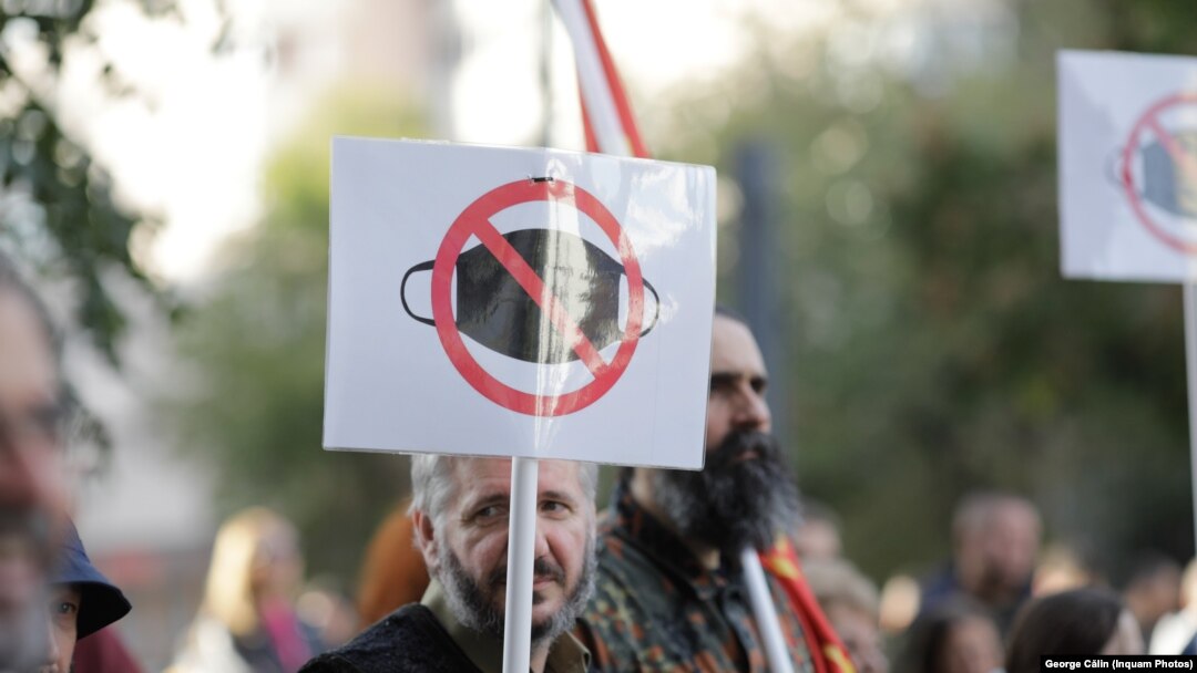 România - Protest împotriva purtării măștilor de protecție