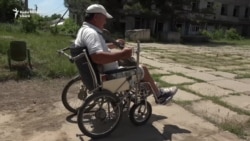 Pe aici nu se trece. Cât de accesibil e un oraş din Moldova pentru oamenii în cărucior
