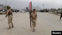 Талиптер уюштурган жардыруудан кийинки көрүнүш. Кабул, 19-апрель, 2016-жыл.