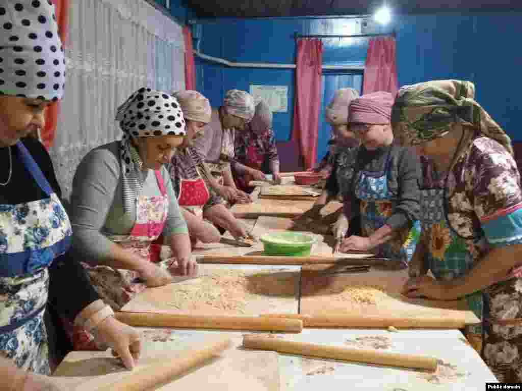 Women in the Aktanysh district of Tatarstan prepare noodles for Russian soldiers in the war in Ukraine.