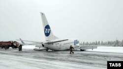 "Боинг 737", летевший из Москвы в Усинск