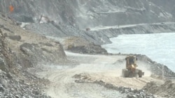 Таъмири як шоҳраги Тоҷикистон ва роҳ ба Чин ба таъхир меафтад?
