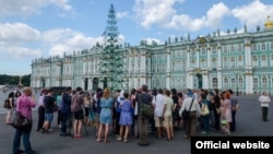 «Сувенір» Крістіни Норман (фото з сайту manifesta10.org)