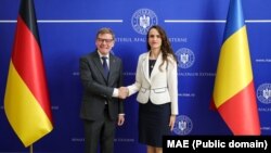 Ministrul german de externe Johann David Wadephul, primit de șefa diplomației române, Oana Țoiu, la sediul MAE din București, 14 octombrie 2025.