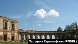 Палац Сапегаў, Ружаны. 2013 год. Фота Тацяны Странкоўскай