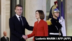 Președintele Franței, Emmanuel Macron, o primește la Paris pe președinta moldoveană, Maia Sandu, 10 martie 2025