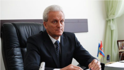 Городской голова Феодосии (2008-2013), Герой Украины Александр Бартенев