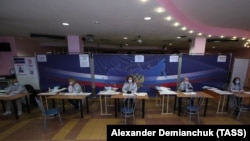 Избирательный участок в Санкт-Петербурге в минувшие дни голосования