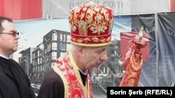Episcopul Eparhiei Greco-Catolice de Cluj-Gherla, PS Florentin Crihălmeanu, la înmormântarea Doinei Cornea, Cluj, mai 2018