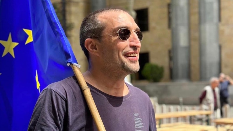 გიორგი ახობაძე მოსამართლე დავით მგელიაშვილმა პატიმრობაში დატოვა