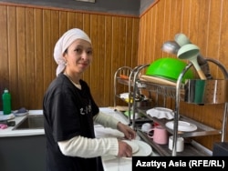 Шахноза любит наводить порядок и мыть посуду