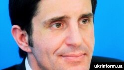 Зорян Шкіряк