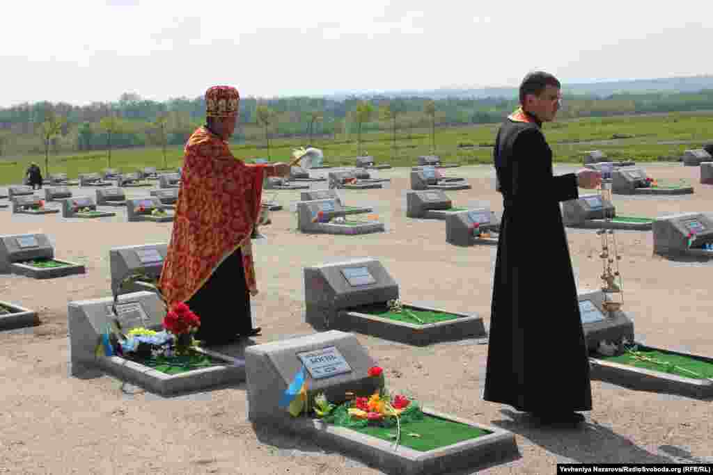 Представники православних церков провели спільну панахиду за загиблими вояками