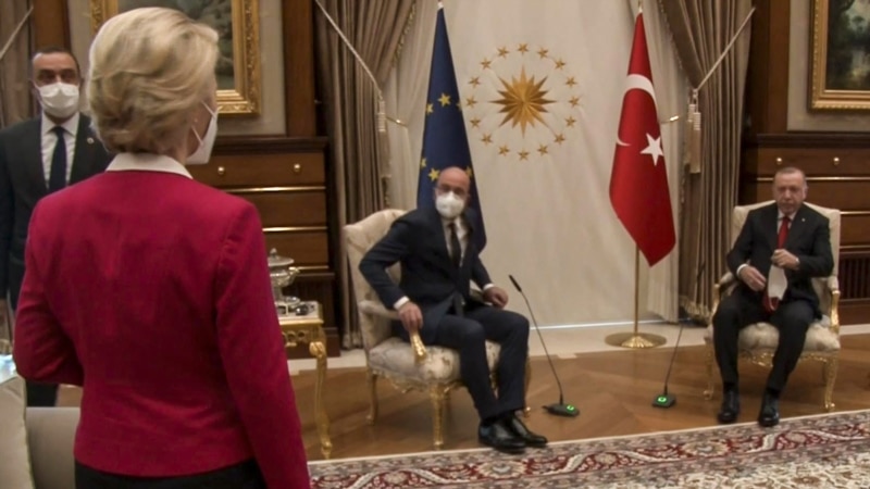 UE: relansarea relațiilor cu Turcia depinde de respectarea drepturilor omului în această țară 