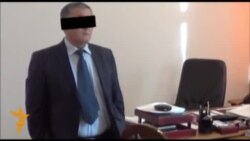Эсеп палатасынын эки кызматкери камалды