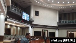 آرشیف، شماری از اعضای مشرانو جرگه حین یک نشست عمومی این جرگه