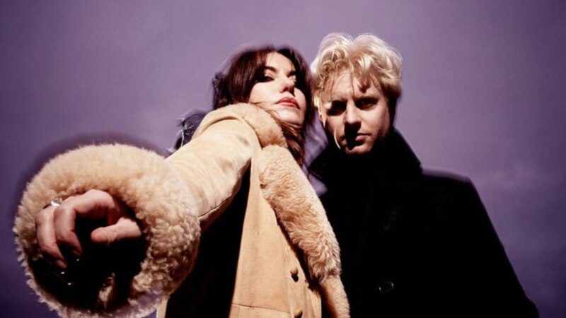 Этюд в багровых туфельках. Артемий Троицкий  о дуэте из Брайтона