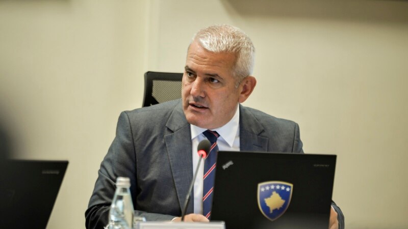 Ministar unutrašnjih poslova Kosova za incidente na severu optužuje bivše srpske policajce 