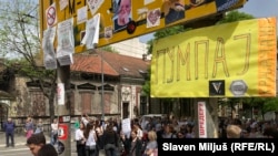 Protest ispred zgrade RTS u Beogradu 22. 4. 2025.