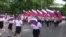 Севастополь: діти вийшли на парад із російськими прапорами (відео)