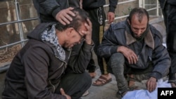 Газа шаарына гуманитардык жардам алганы барып набыт болгондордун жакындары аза күтүүдө, 29-февраль, 2024-жыл