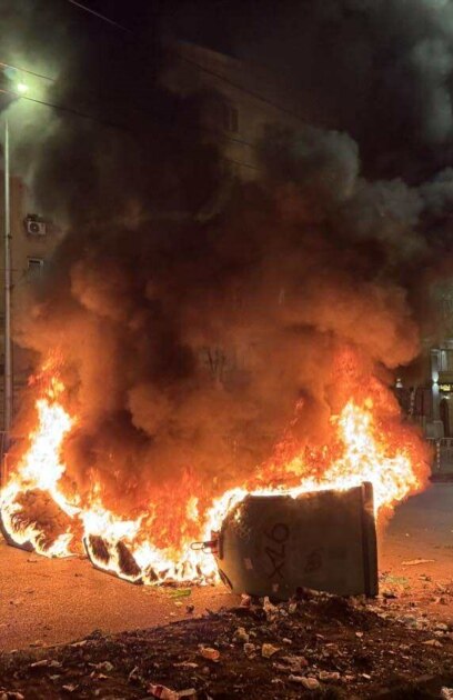 Оставка на правителството и предсрочни избори За това призова президентът