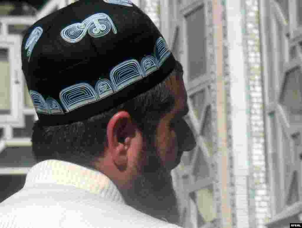  Зоҳири пешвоёни динӣ #12