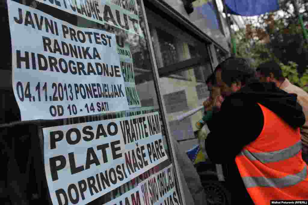 Radnici Hidrogradnje, Sarajevo, 15. novembar 2013. Foto: RSE / Midhat Poturović