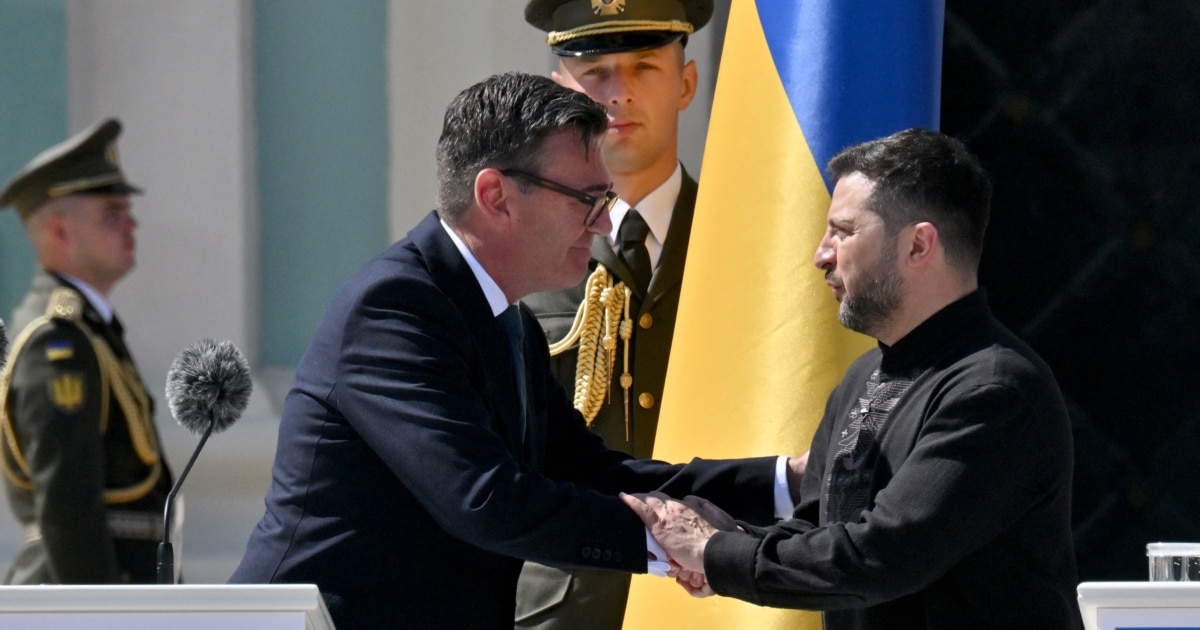 Zelenskyy Marks Independence Day With Call 'To Make Russia Howl'