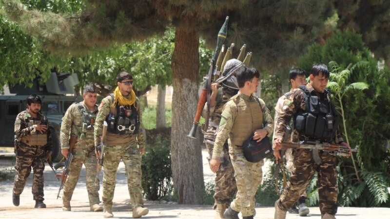 Afganistan: Talibani okružuju grad Kunduz dok zauzimaju još okruga