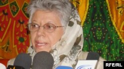 ثریا پرلیکا یک تن از فعالان شناخته شده حقوق زن در افغانستان که دیشب در اثر بیماری ای که داشت درگذشت