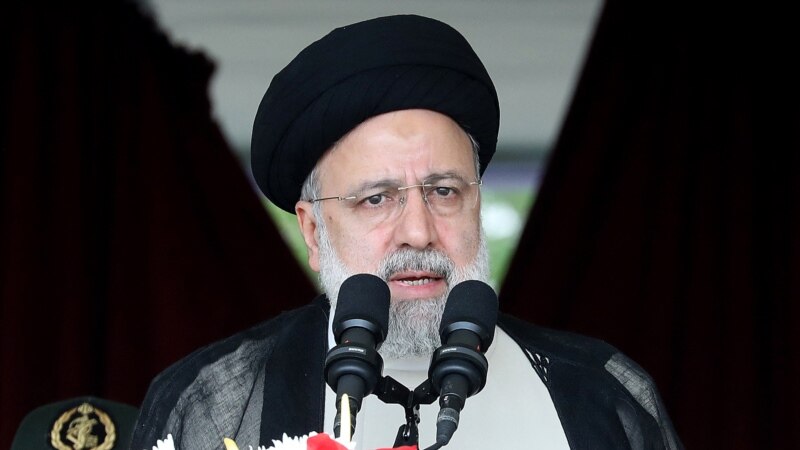 Құтқарушылар Иран президенті отырған тікұшақты іздеп жатыр