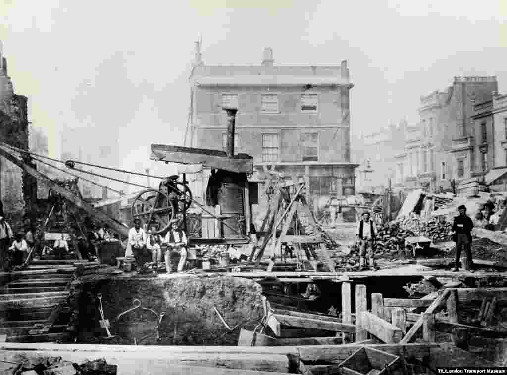 In this undated photo, workers extend the rail line using "cut and cover" construction, digging deep below the surface of London's Praed Street.