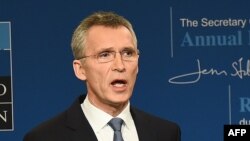 Belgium -- NATO Secretary-General Jens Stoltenberg presents the 2015 NATO annual report during a press conference in Brussels, January 28, 2016