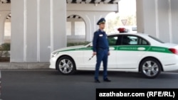 Ýol polisiýasy (Arhiwden alnan illýustrasiýa suraty)