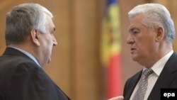 Pozitii ireconciliabile: Serafim Urechean, Vladimir Voronin