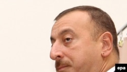 Azərbaycan prezidenti siyasi elmlər doktoru olmaqla yanaşı, həm də tarix elmləri namizədidir