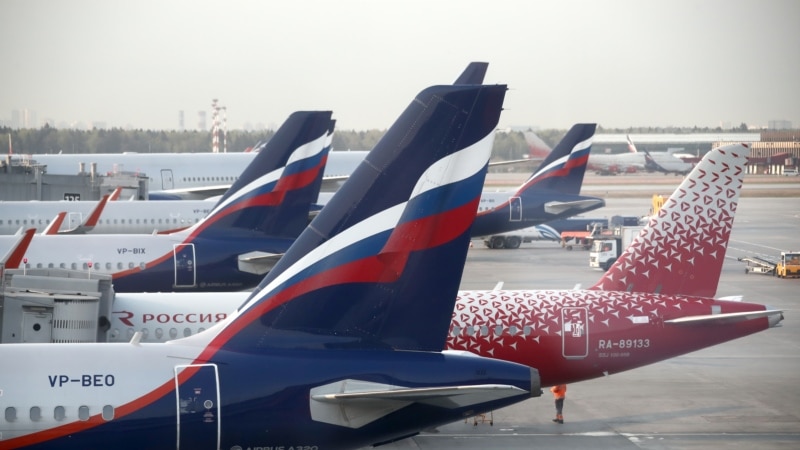 «Рейсов практически не стало». Что ожидает российскую авиацию?