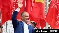 Președintele Igor Dodon la marșul de 1 Mai din 2017