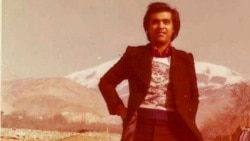  «سپهر» خواننده‌ای «در کام امواج» انقلاب 