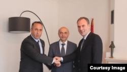 Ramush Haradinaj, Isa Mustafa i Fatmir Ljimaj 