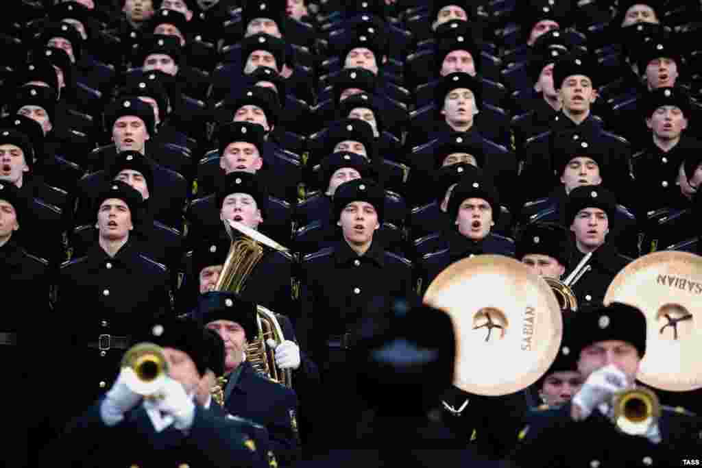 A choir of cadets from the Baltic Naval Institute sing the Russian national anthem during an event called &quot;I love Russia&quot; in Kaliningrad. (TASS/Vitaly Nevar)