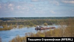 Луковая гара на рацэ Бярэзіна г. Бабруйск 2014г, аўтар: Тацьцяна Странкоўская