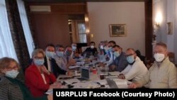 Negocieri pentru guvern între PNL, USRPLUS și UDMR