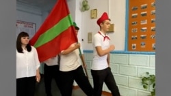 School Kids Forced To Fly Separatist Flag In Moldova's Breakaway Transdniester Region