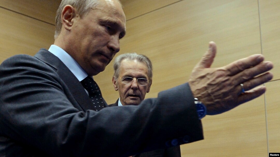 Russian President Vladimir Putin (left) meets IOC President Jacques Rogge in May