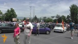 Protestuesit bllokuan trafikun në Shkup