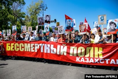 Вуайерист порно мастурбация Куннилингустың кончиттерінің жинағы