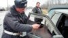 Министр внутренних дел Ингушетии Муса Медов лично давал инструктаж милиционерам, как проводить рейды по выявлению нарушений